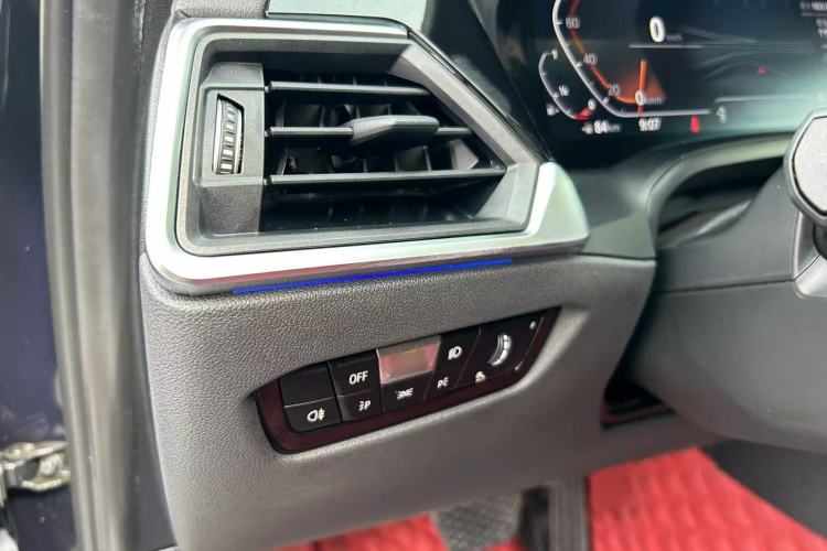 Used BMW 3 Series 2022 Revised 325i M Sport Night Edition Package Interior 10