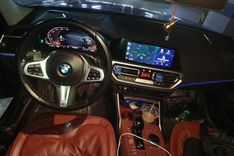 Used BMW 3 Series 2022 Revised 325i M Sport Night Edition Package Interior 2