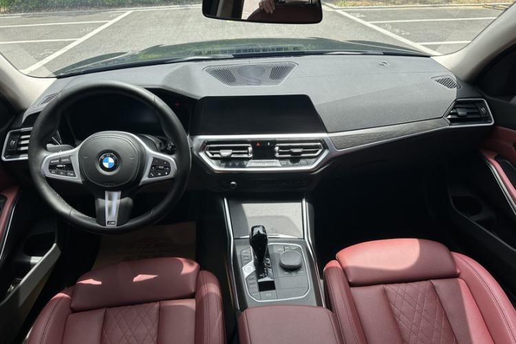 Used BMW 3 Series 2022 Updated 325i M Sport Package Interior 2