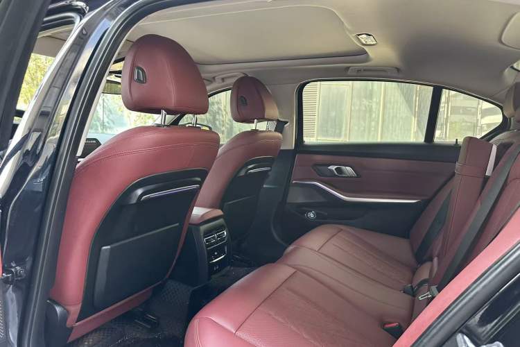 Used BMW 3 Series 2022 325Li xDrive M Sport Package Interior 2