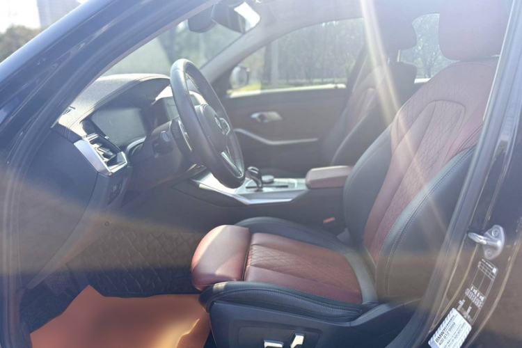 Used BMW 3 Series 2022 325i M Sport Night Edition Package Interior 2