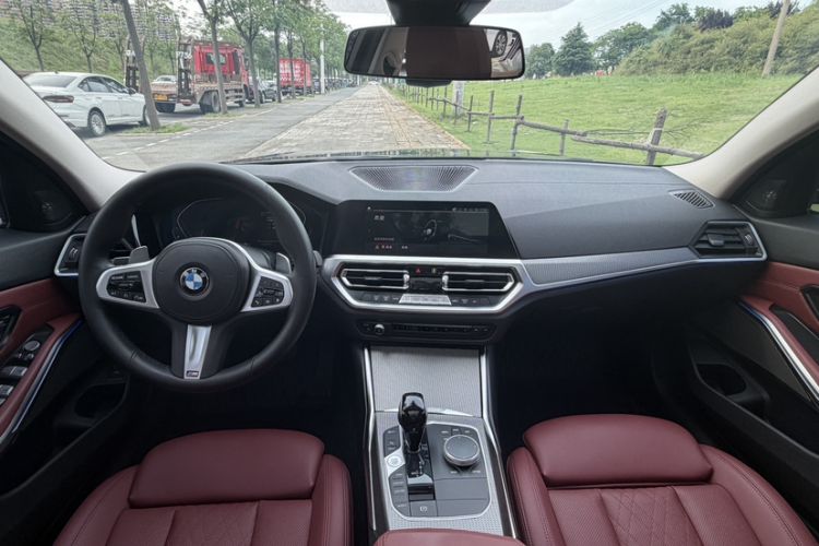 Used BMW 3 Series 2022 325Li M Sport Night Edition Package Interior 2