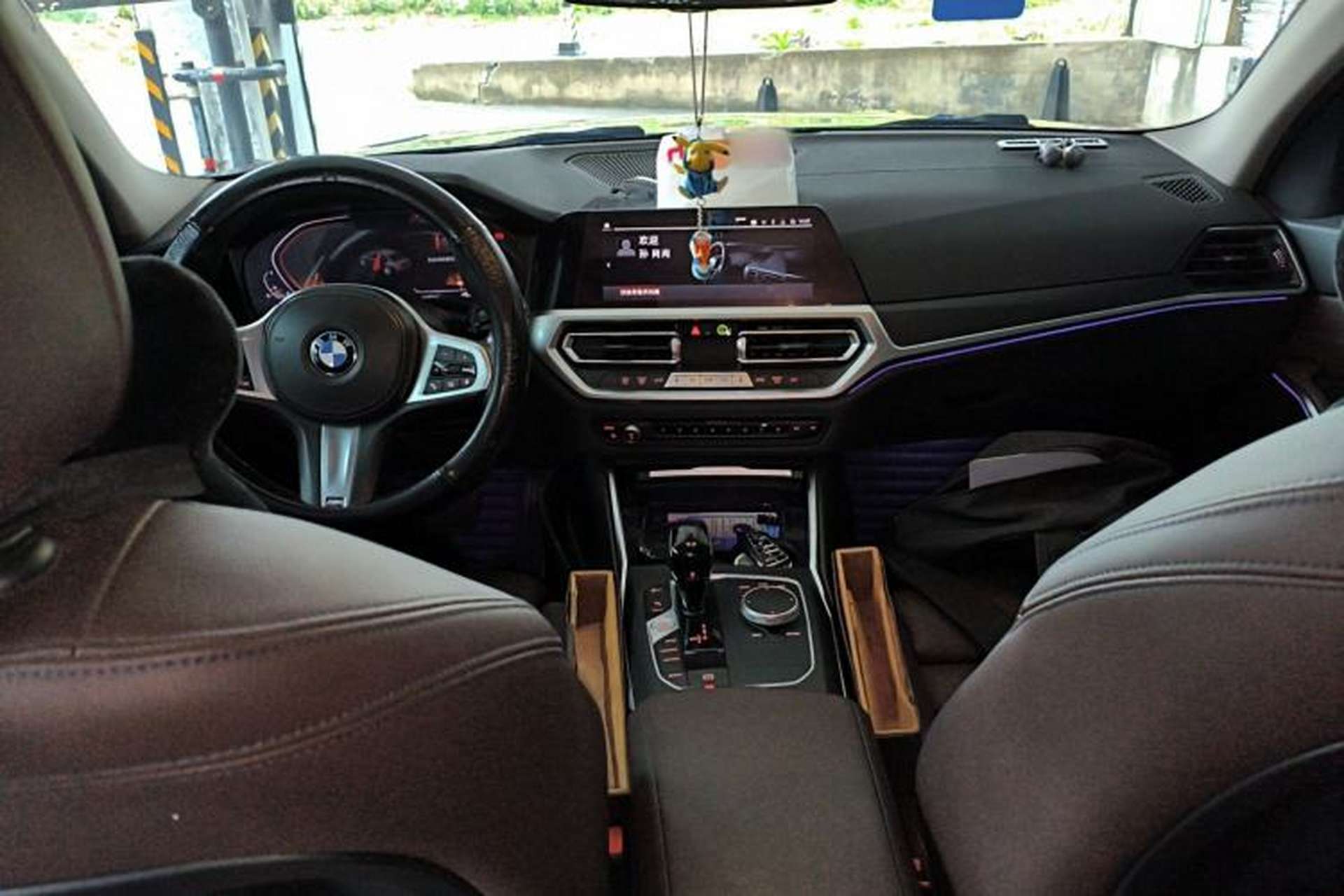 Used BMW 3 Series 2022 325i M Sport Package Interior 2
