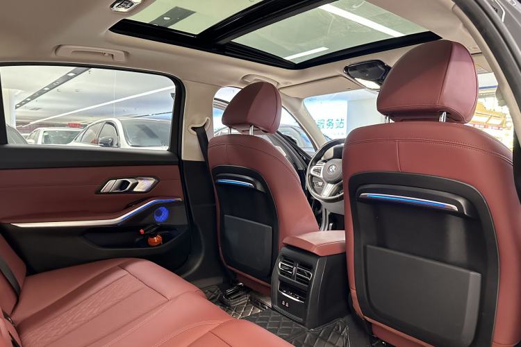 Used BMW 3 Series 2022 325Li M Sport Package Interior 3