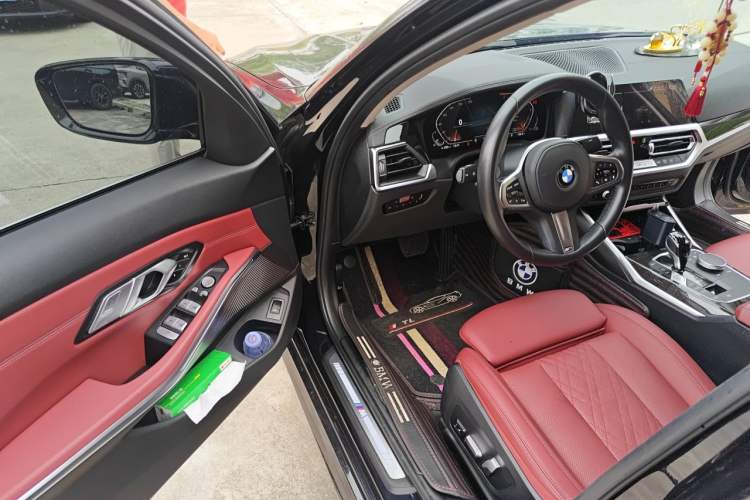 Used BMW 3 Series 2022 325Li M Sport Package Interior 3
