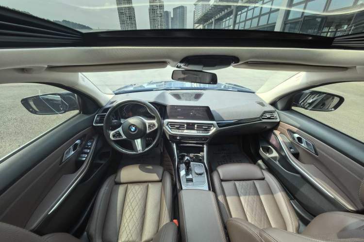 Used BMW 3 Series 2022 320Li M Sport Package Interior 3
