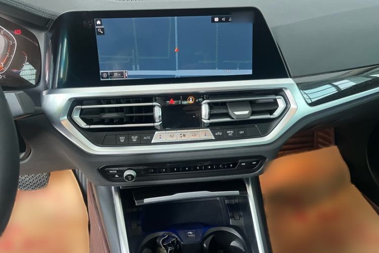 Used BMW 3 Series 2022 325Li M Sport Package Interior 3