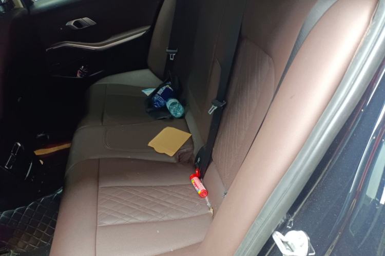 Used BMW 3 Series 2022 Revised 325i M Sport Night Edition Package Interior 4