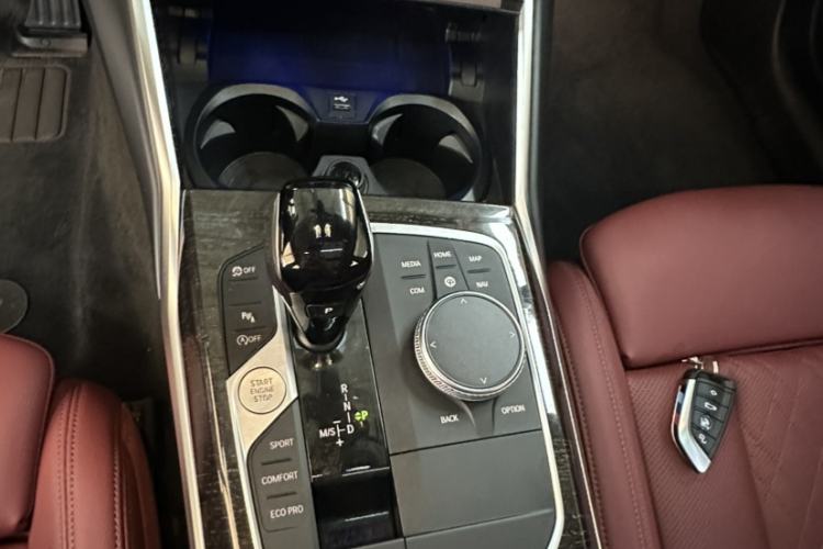 Used BMW 3 Series 2022 Updated 325Li M Sport Package Interior 4