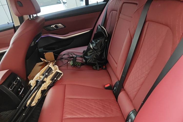 Used BMW 3 Series 2022 325Li M Sport Package Interior 4