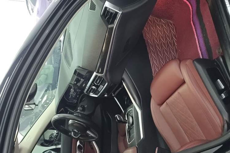 Used BMW 3 Series 2022 Updated 325Li M Sport Package Interior 4