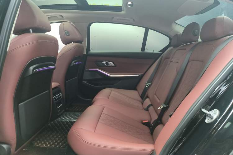 Used BMW 3 Series 2022 325Li M Sport Package Interior 4