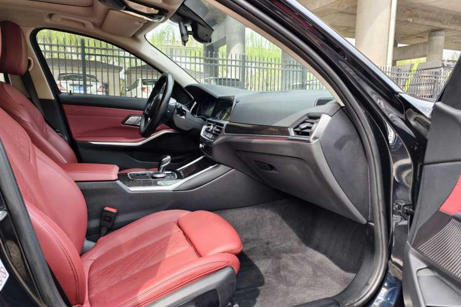 Used BMW 3 Series 2022 325Li M Sport Package Interior 4
