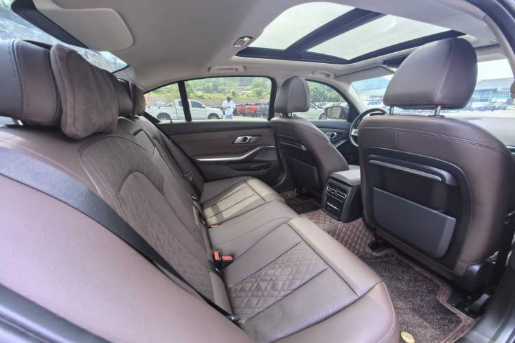 Used BMW 3 Series 2022 320Li M Sport Package Interior 5