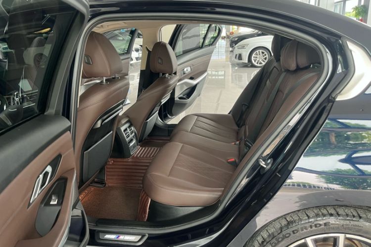 Used BMW 3 Series 2022 325Li M Sport Package Interior 6