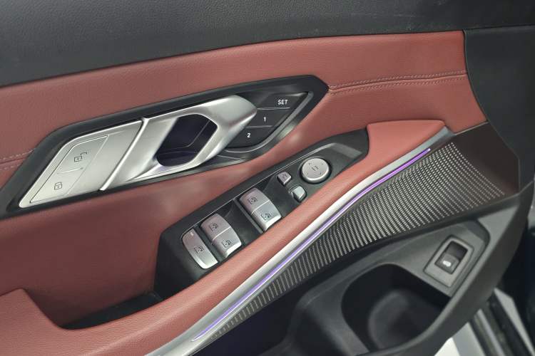 Used BMW 3 Series 2022 325Li M Sport Package Interior 7