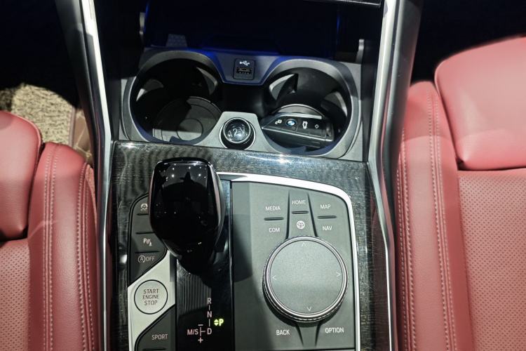 Used BMW 3 Series 2022 325Li M Sport Package Interior 9