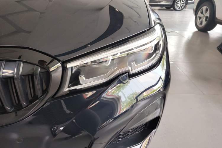 Used BMW 3 Series 2022 Restyled 325Li M Sport Night Edition Package Left Front Headlight
