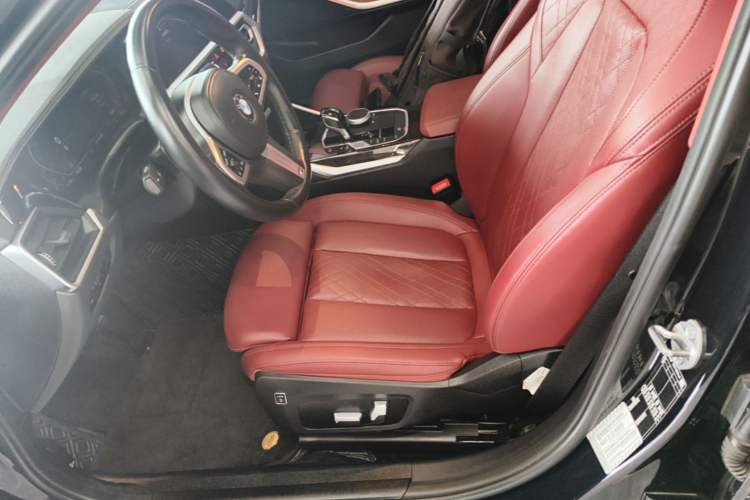 Used BMW 3 Series 2022 325Li M Sport Package Left Front Seat