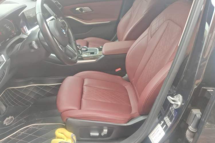 Used BMW 3 Series 2022 325Li M Sport Package Left Front Seat