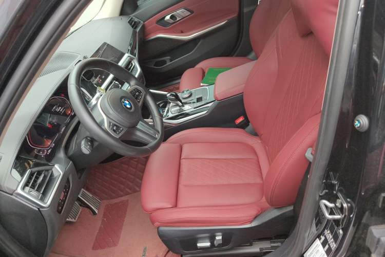 Used BMW 3 Series 2022 Restyled 320Li M Sport Package Left Front Seat
