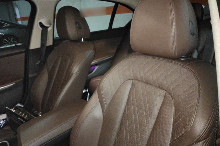 Used BMW 3 Series 2022 320Li M Sport Package Left Front Seat