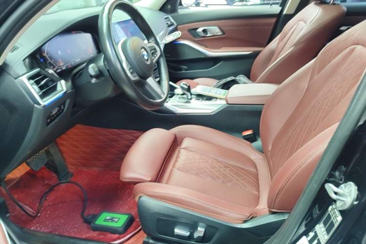 Used BMW 3 Series 2022 325i M Sport Night Edition Package Left Front Seat