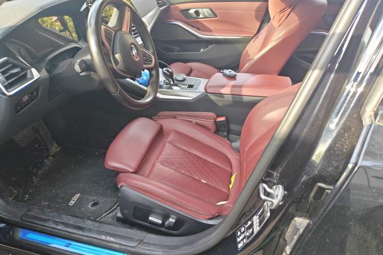 Used BMW 3 Series 2022 330Li xDrive M Sport Night Edition Package Left Front Seat