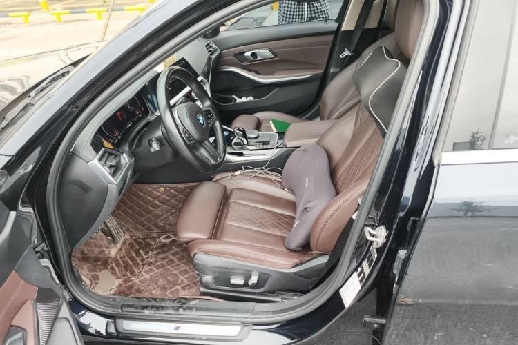 Used BMW 3 Series 2022 320Li M Sport Package Left Front Seat