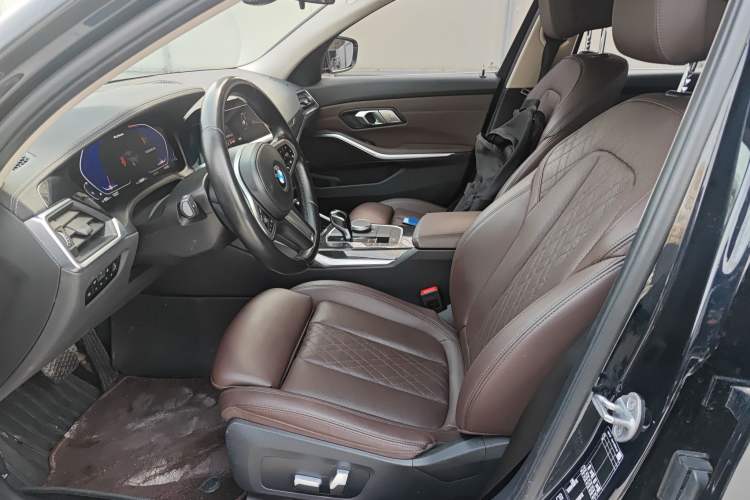 Used BMW 3 Series 2022 Restyled 325Li xDrive M Sport Package Left Front Seat