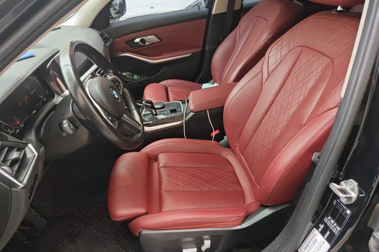 Used BMW 3 Series 2022 325Li M Sport Package Left Front Seat