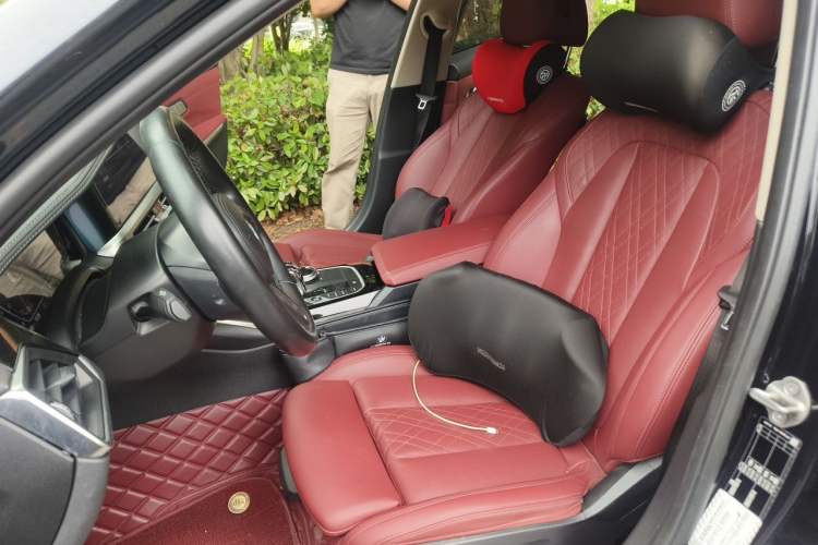 Used BMW 3 Series 2022 Restyled 320Li M Sport Package Left Front Seat