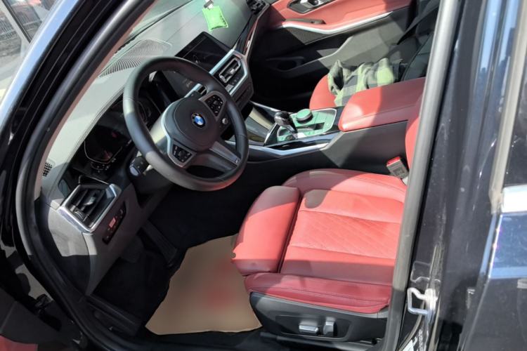 Used BMW 3 Series 2022 320Li M Sport Package Left Front Seat