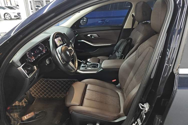 Used BMW 3 Series 2022 Updated 325i M Sport Package Left Front Seat