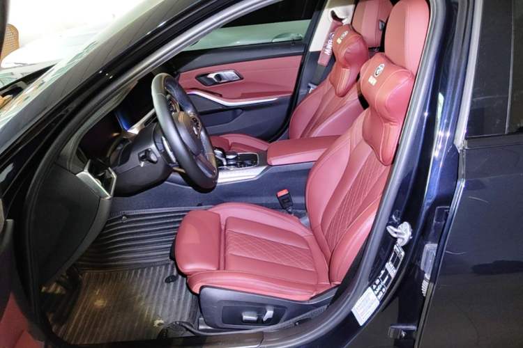 Used BMW 3 Series 2022 Restyled 330Li xDrive M Sport Night Edition Package Left Front Seat