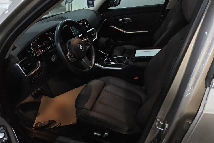Used BMW 3 Series 2022 325Li M Sport Package Left Front Seat