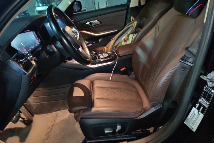 Used BMW 3 Series 2022 325Li M Sport Package Left Front Seat