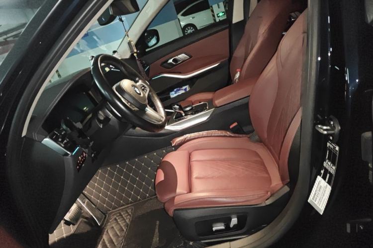 Used BMW 3 Series 2022 330i M Sport Night Edition Left Front Seat