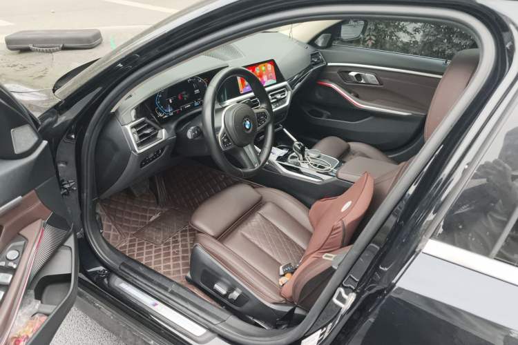 Used BMW 3 Series 2022 320Li M Sport Package Left Front Seat