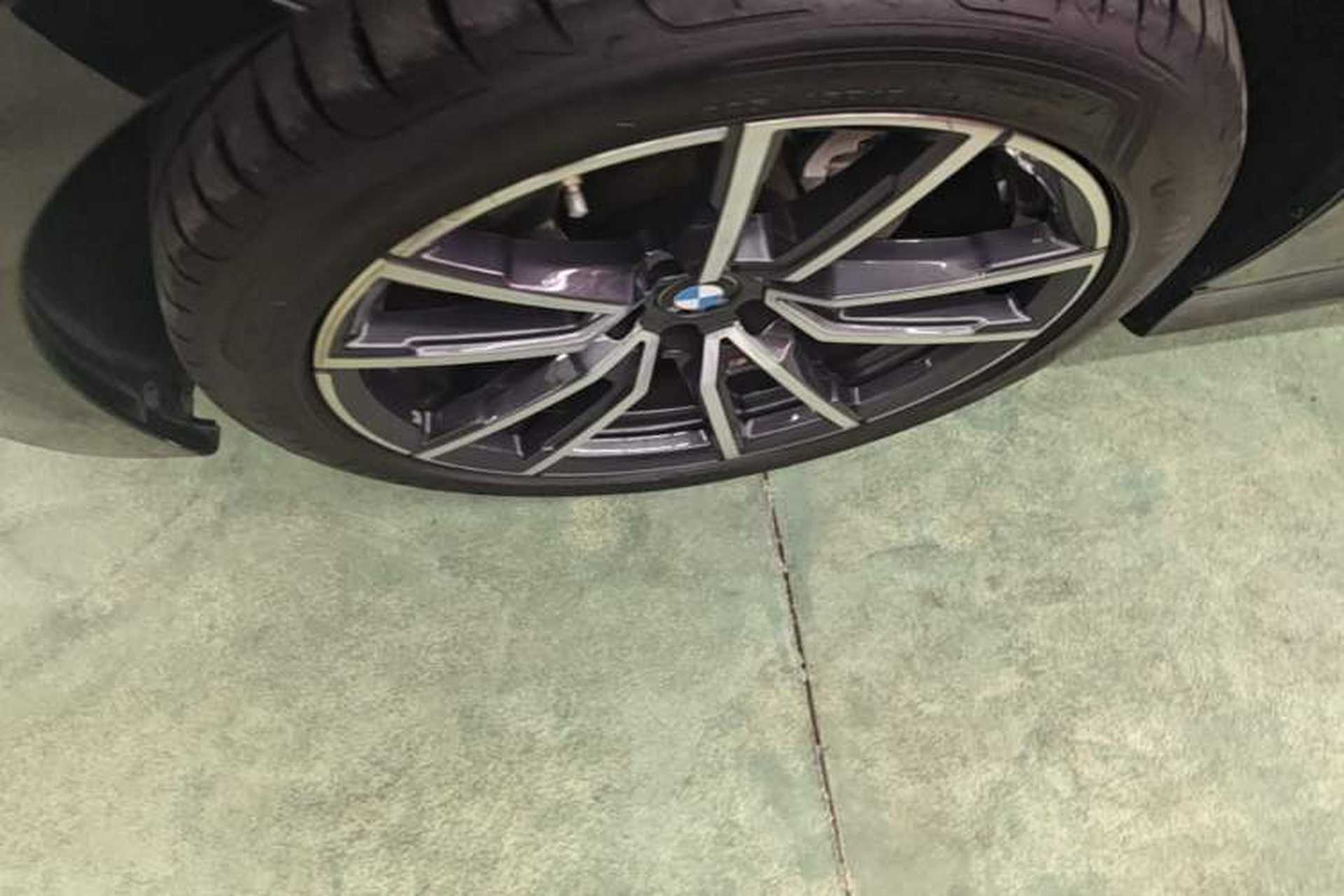 Used BMW 3 Series 2022 325Li M Sport Package Left Front Wheel Hub