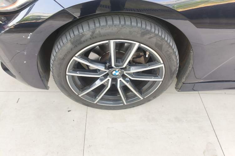 Used BMW 3 Series 2022 Updated 325Li M Sport Package Left Front Wheel Hub
