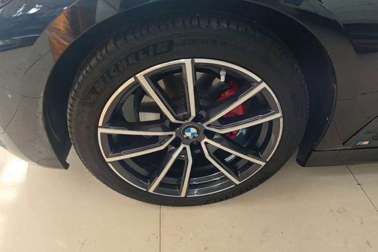 Used BMW 3 Series 2022 Restyled 320Li M Sport Package Left Front Wheel Hub