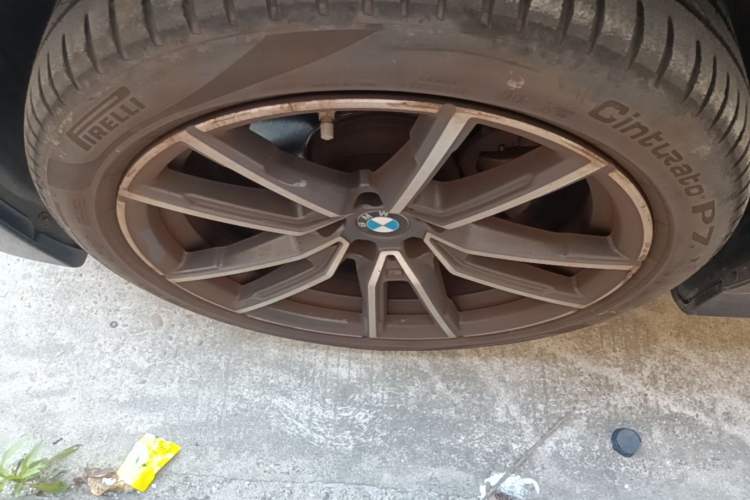 Used BMW 3 Series 2022 325Li M Sport Package Left Front Wheel Hub
