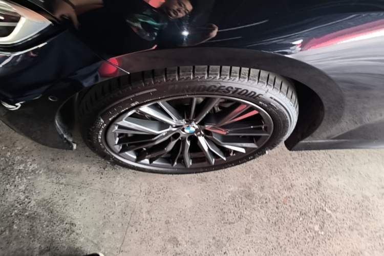 Used BMW 3 Series 2022 325Li M Sport Night Edition Package Left Front Wheel Hub
