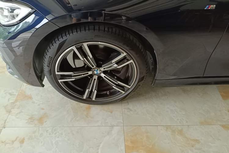Used BMW 3 Series 2022 Updated 325i M Sport Package Left Front Wheel Hub