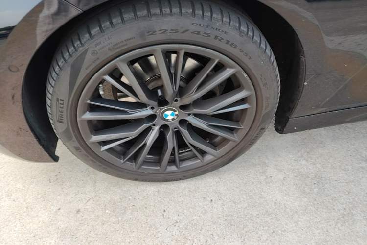 Used BMW 3 Series 2022 325Li M Sport Night Edition Package Left Front Wheel Hub