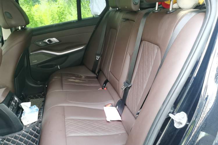 Used BMW 3 Series 2022 325i M Sport Night Edition Package Left Rear Seat