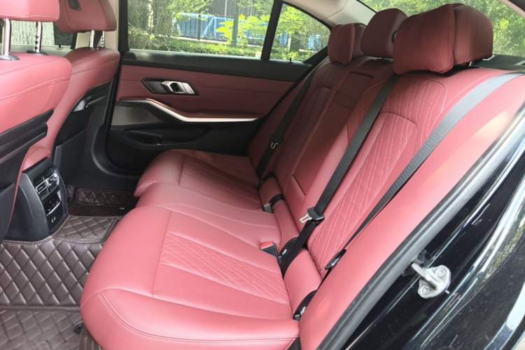 Used BMW 3 Series 2022 320Li M Sport Package Left Rear Seat