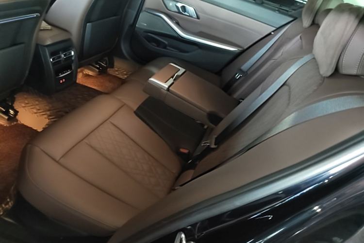 Used BMW 3 Series 2022 325Li M Sport Night Edition Package Left Rear Seat