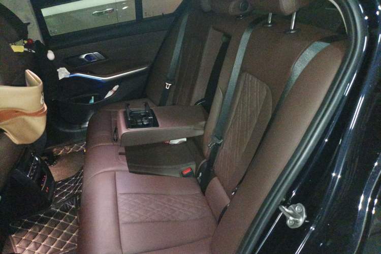 Used BMW 3 Series 2022 Updated 325i M Sport Package Left Rear Seat